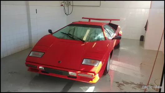 Lamborghini%20Countach%205000%20Quattrovalvole%20MY1986%20Full%20Detail%20010-X2.webp